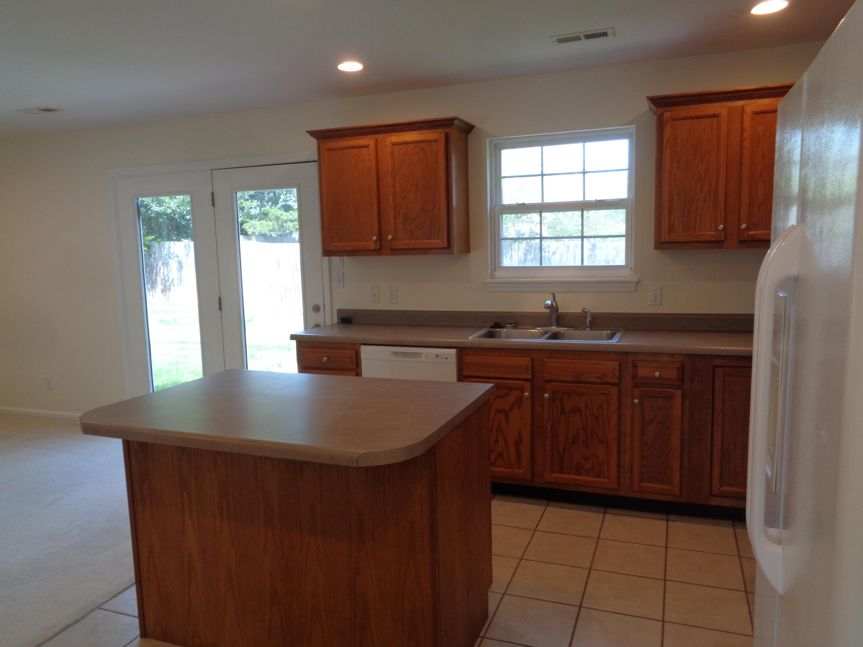 4008 Meadow View Drive Columbia, MO 65201 - Photo 4 of 14 Gallery Image 4