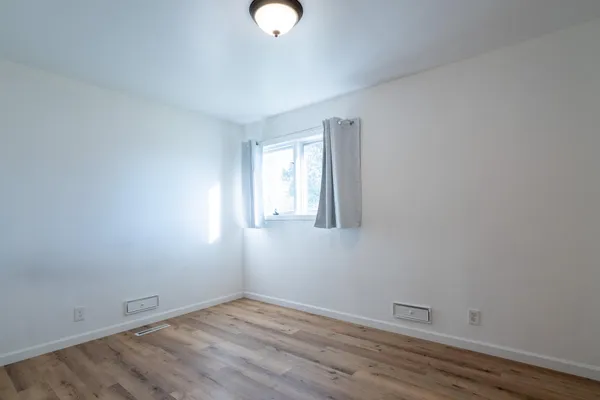 $219,000 | 1058 5th Street Southwest, Valley City, ND 58072