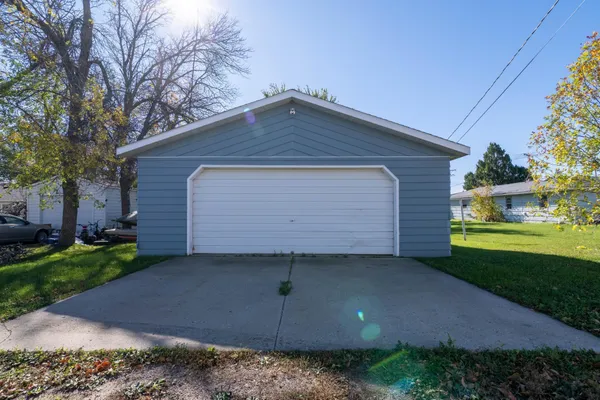 $219,000 | 1058 5th Street Southwest, Valley City, ND 58072