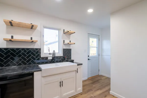 $219,000 | 1058 5th Street Southwest, Valley City, ND 58072