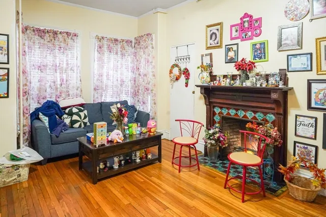 $724,995 | 393 Pleasant Street, New Bedford, MA 02740