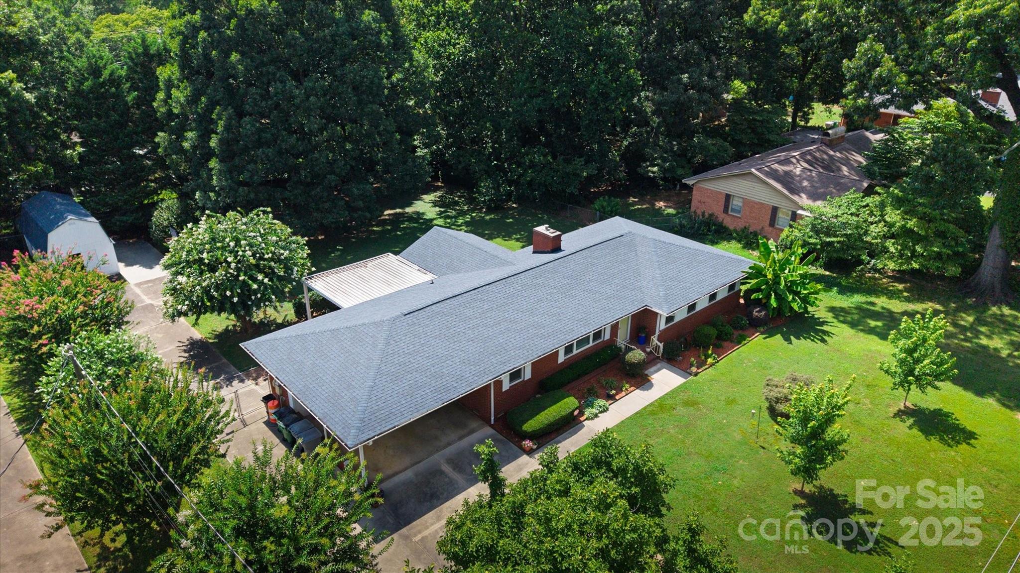 6003 Woodbridge Road Charlotte, NC 28227 - Photo 6 of 45 Gallery Image 6