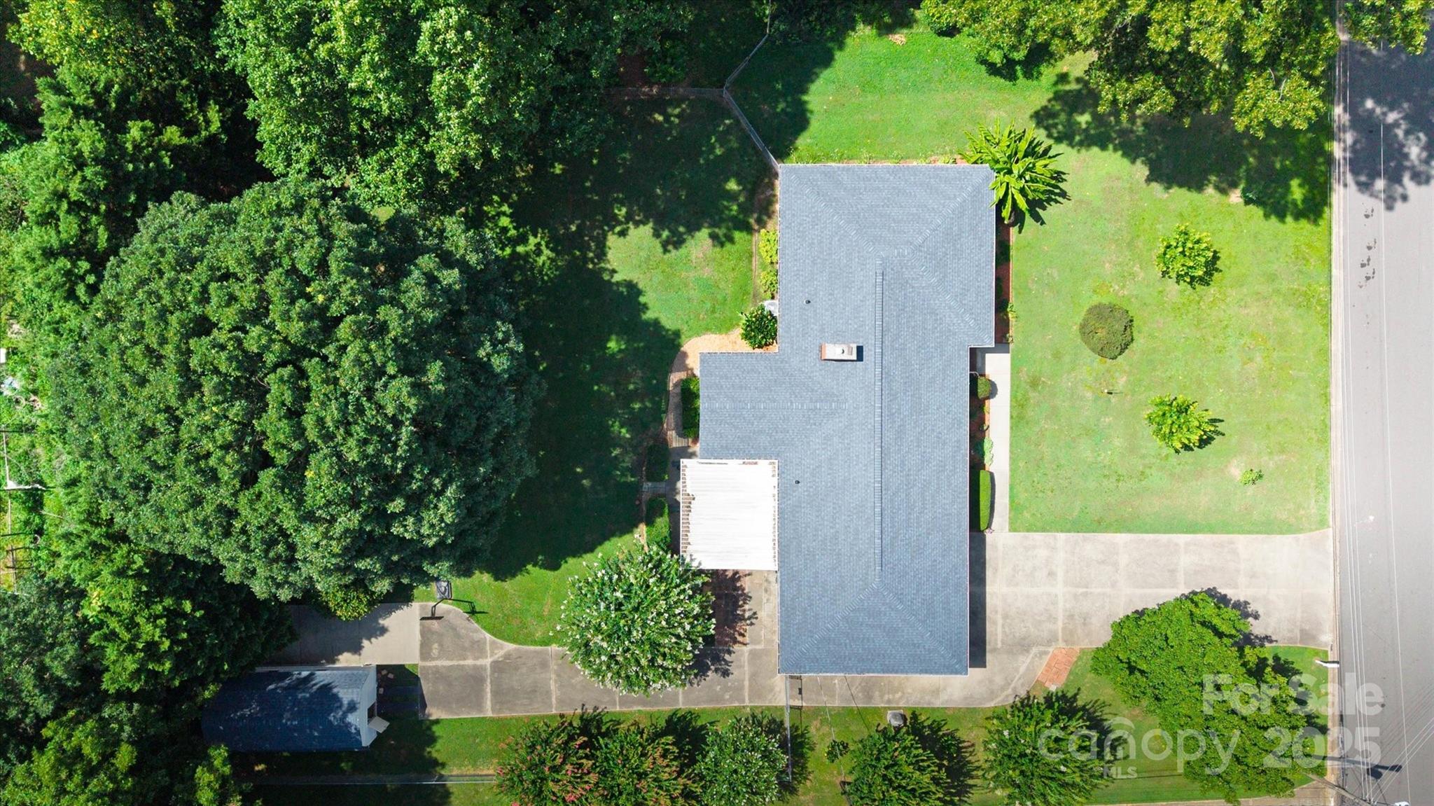 6003 Woodbridge Road Charlotte, NC 28227 - Photo 7 of 45 Gallery Image 7