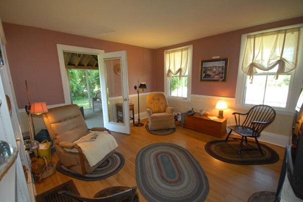 127 High Road Newbury, MA 01951 - Photo 8 of 18 Gallery Image 8