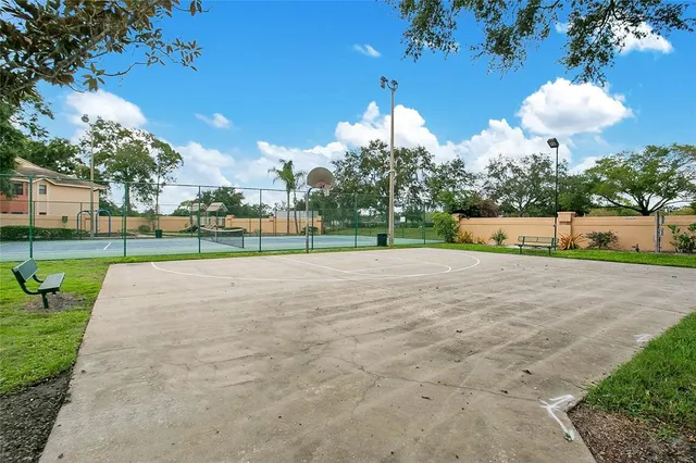 $329,999 | 7667 Sugar Bend Drive, Unit 7667, Orlando, FL 32819