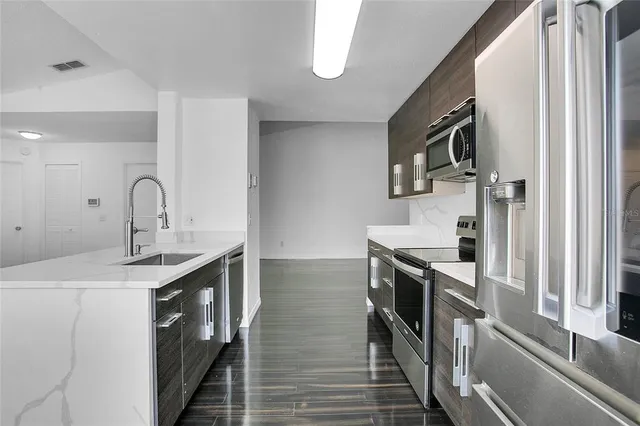 $329,999 | 7667 Sugar Bend Drive, Unit 7667, Orlando, FL 32819