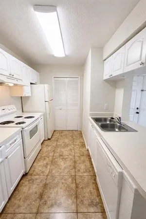 $1,295 | 2550 North Alafaya Trail, Unit 10206, Orlando, FL 32826