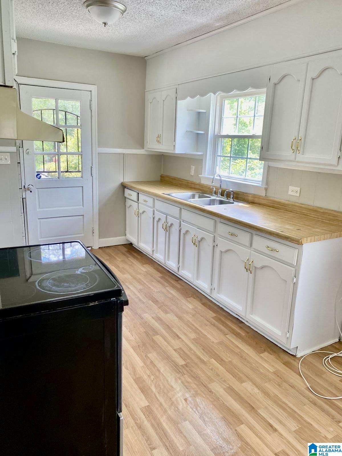4817 Court M Birmingham, AL 35208 - Photo 11 of 12