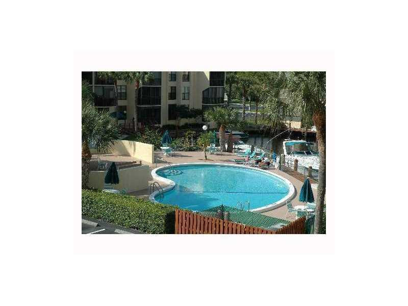 21 Royal Palm Way, Unit 21604 Boca Raton, FL 33432 - Photo 13 of 26 Swimming Pool/Hot Tub/Sauna