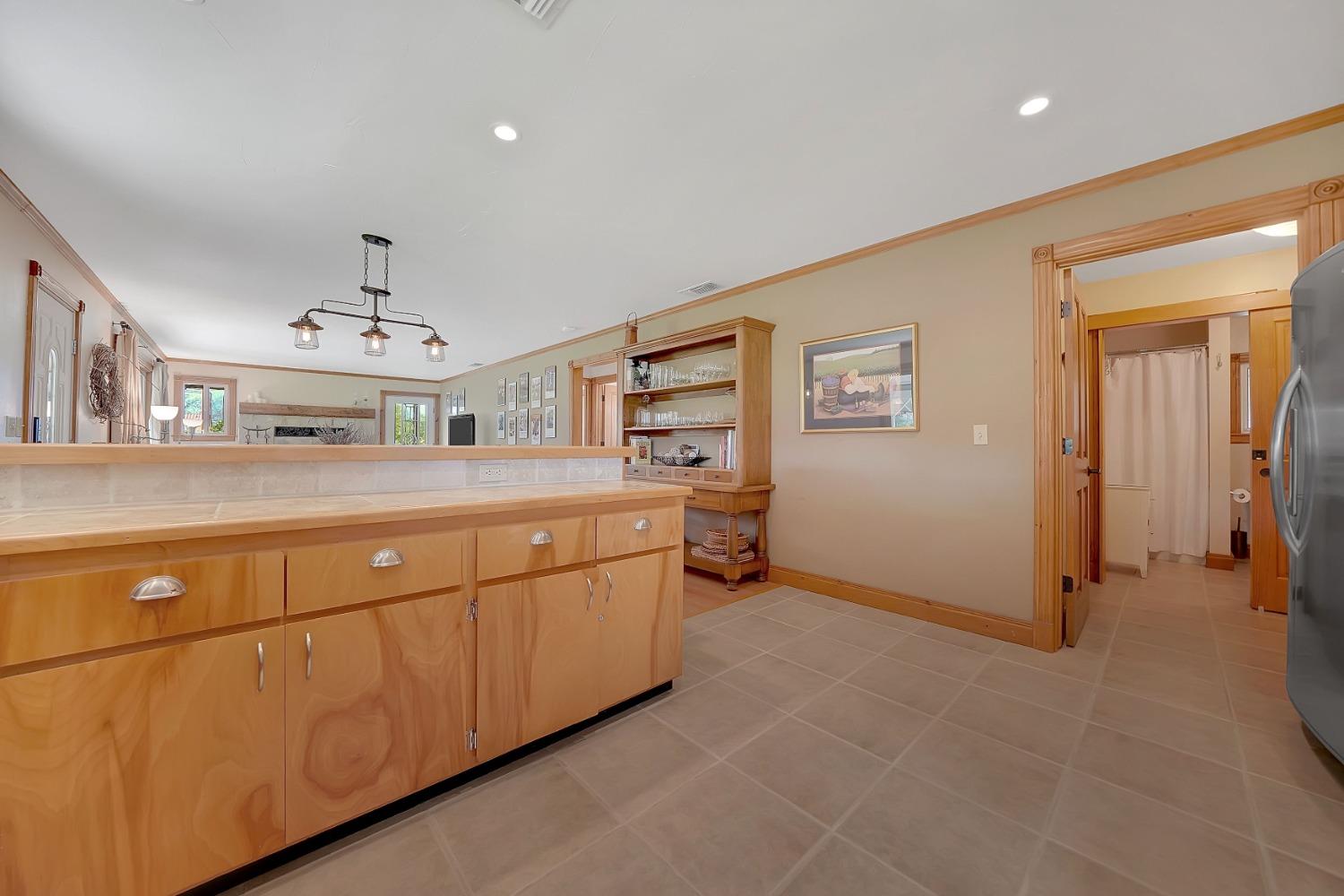 10801 Shenandoah Road Plymouth, CA 95669 - Photo 17 of 45 a spacious bathroom with a double vanity sink a mirror and a