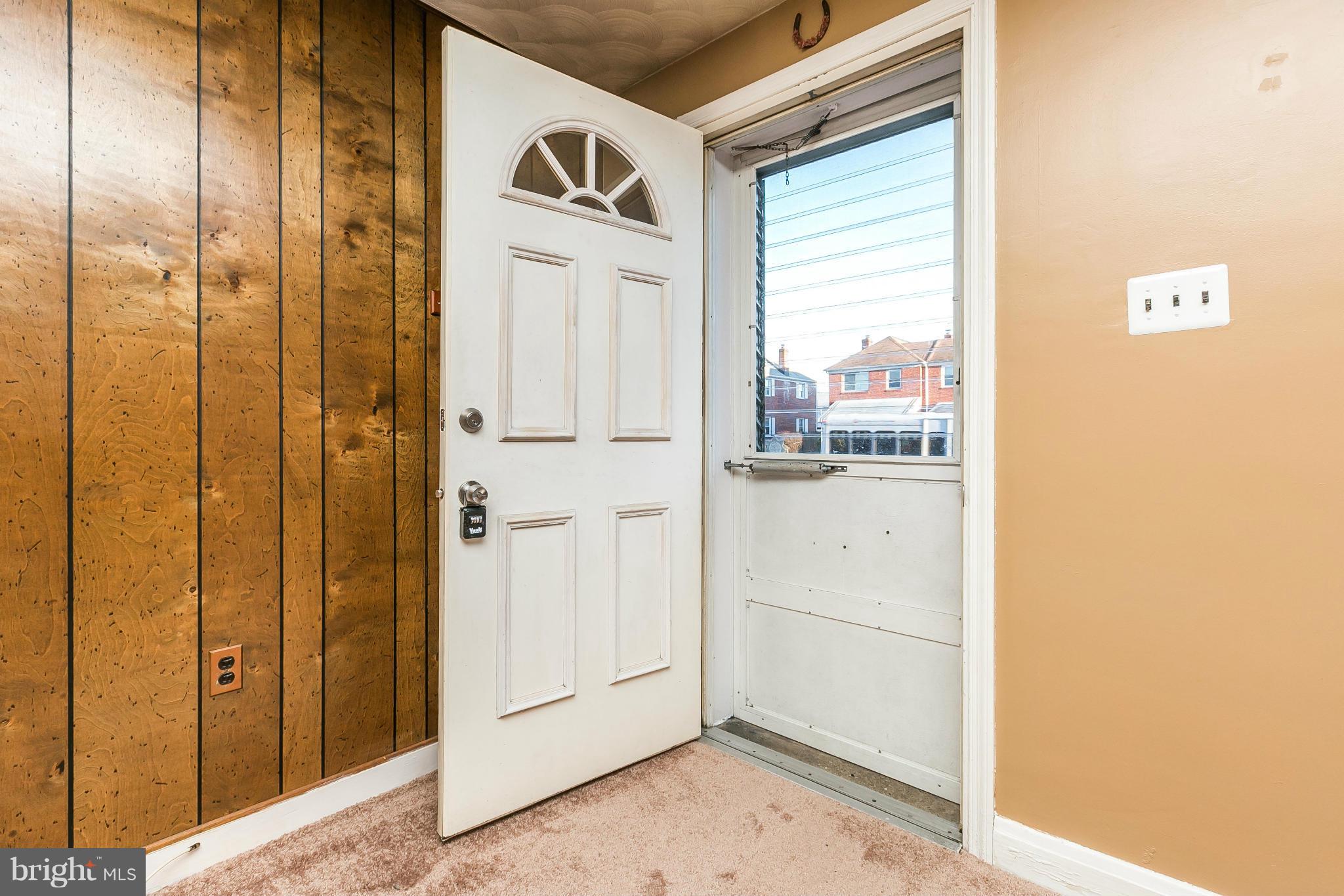 2129 Firethorn Road Baltimore, MD 21220 - Photo 3 of 30 Living Room