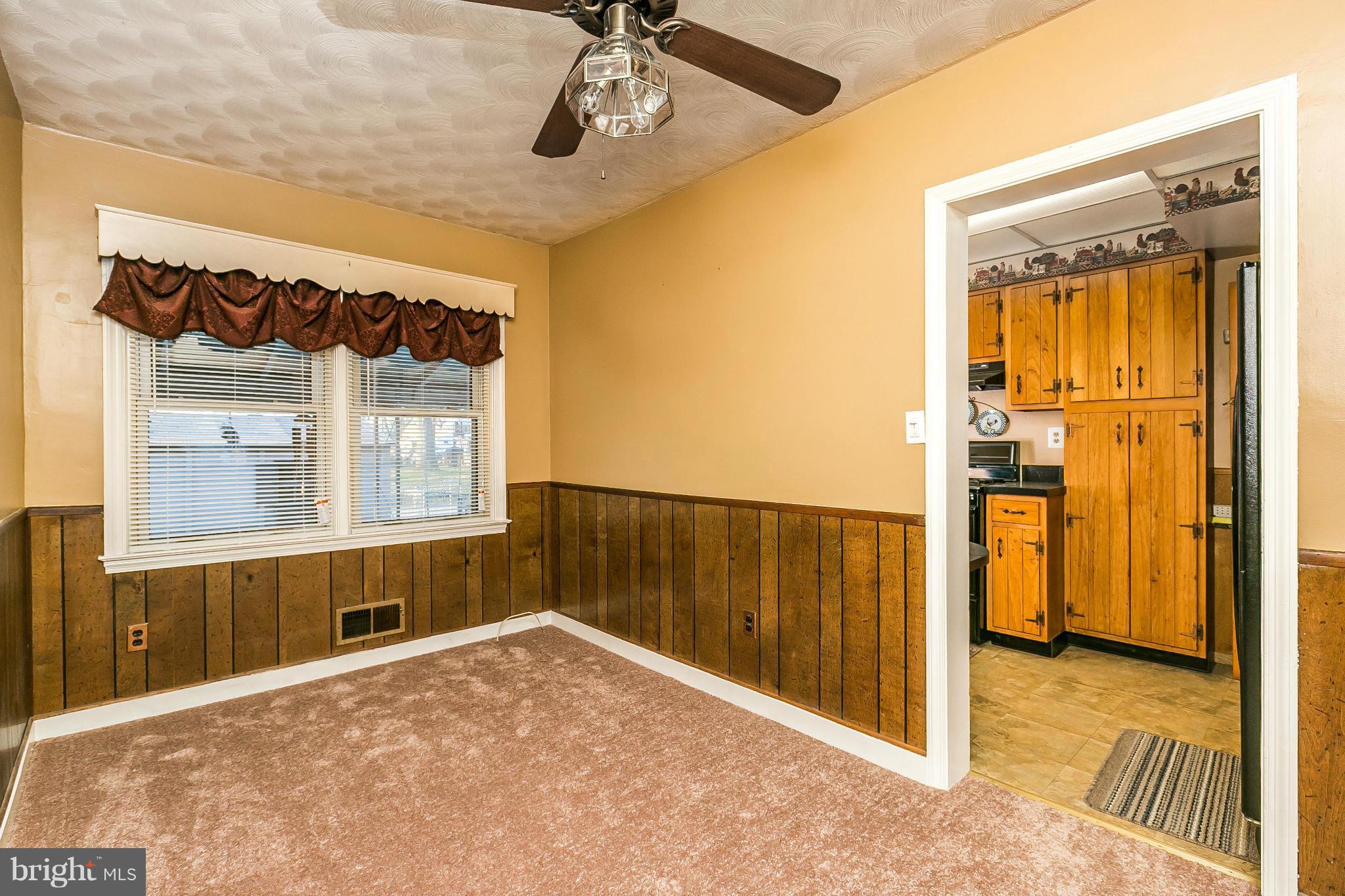 2129 Firethorn Road Baltimore, MD 21220 - Photo 7 of 30 Dining Room