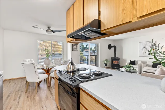 $272,000 | 11424 Southeast 257th Place, Unit F307, Kent, WA 98030