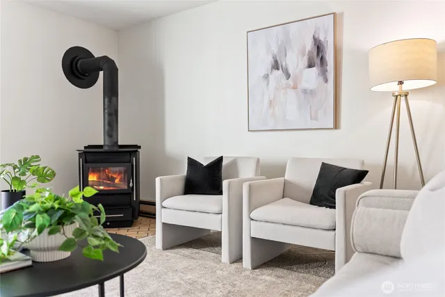 $272,000 | 11424 Southeast 257th Place, Unit F307, Kent, WA 98030