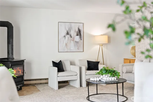 $272,000 | 11424 Southeast 257th Place, Unit F307, Kent, WA 98030