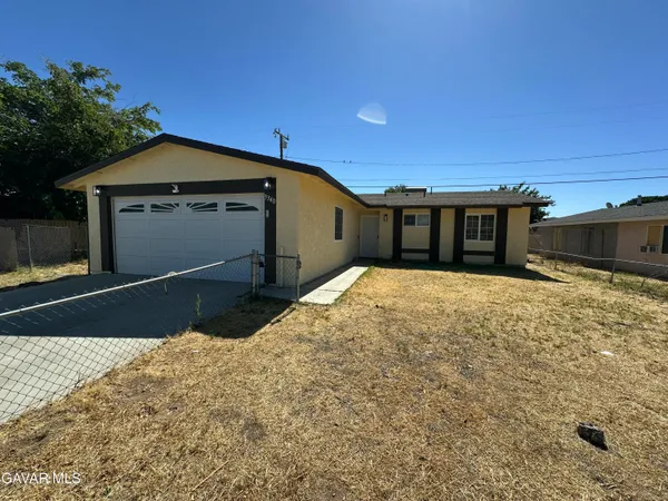 $369,777 | 3340 West Roxbury Street, Rosamond, CA 93560