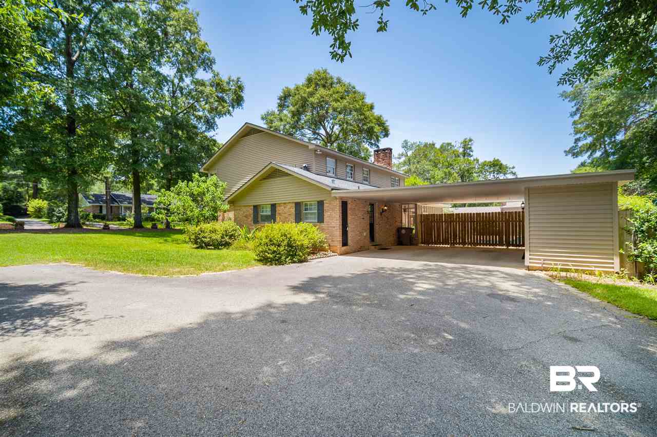 705 Spring Station Road Mobile, AL 36609 - Photo 4 of 35