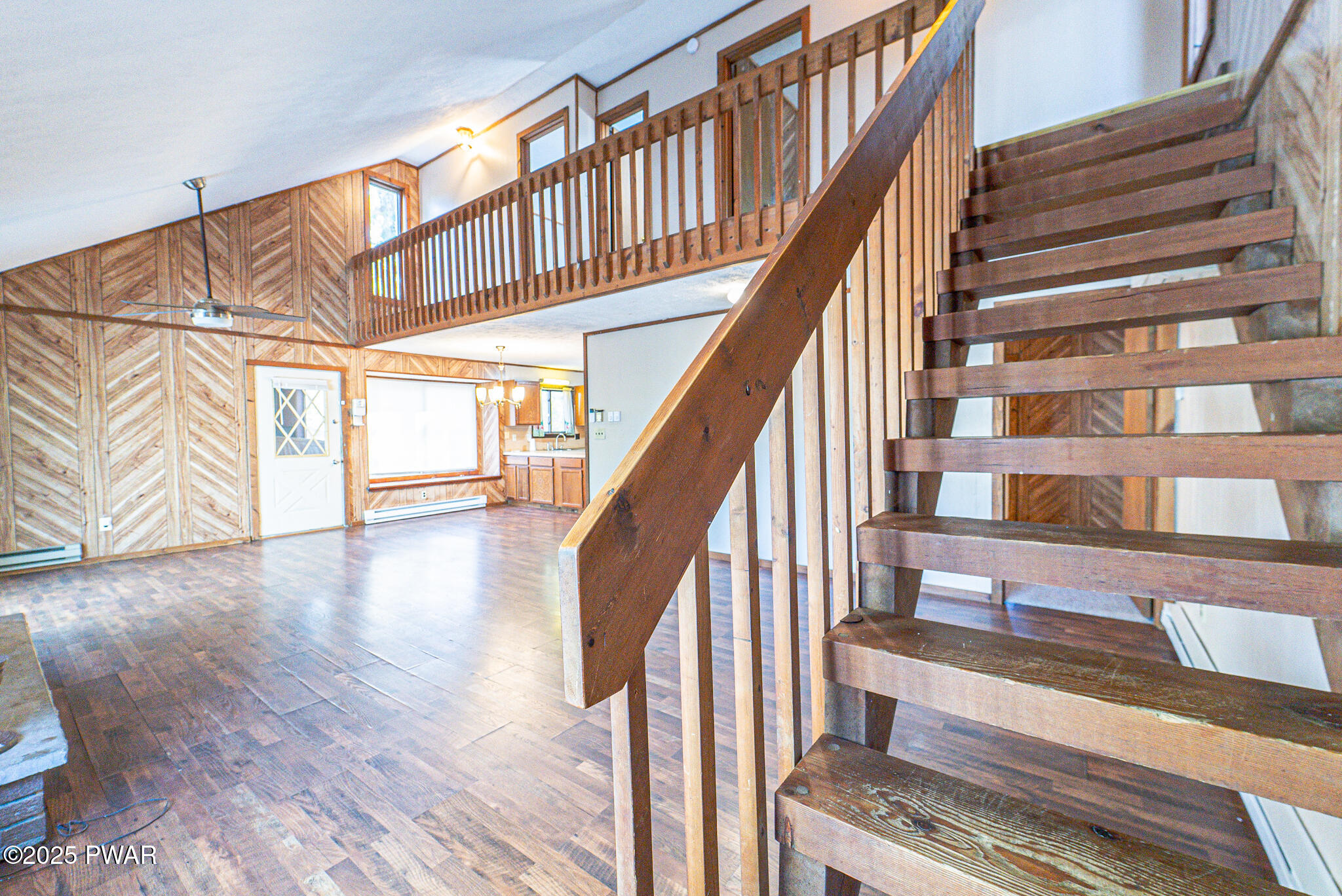 1562 Oak Lane Bushkill, PA 18324 - Photo 16 of 32