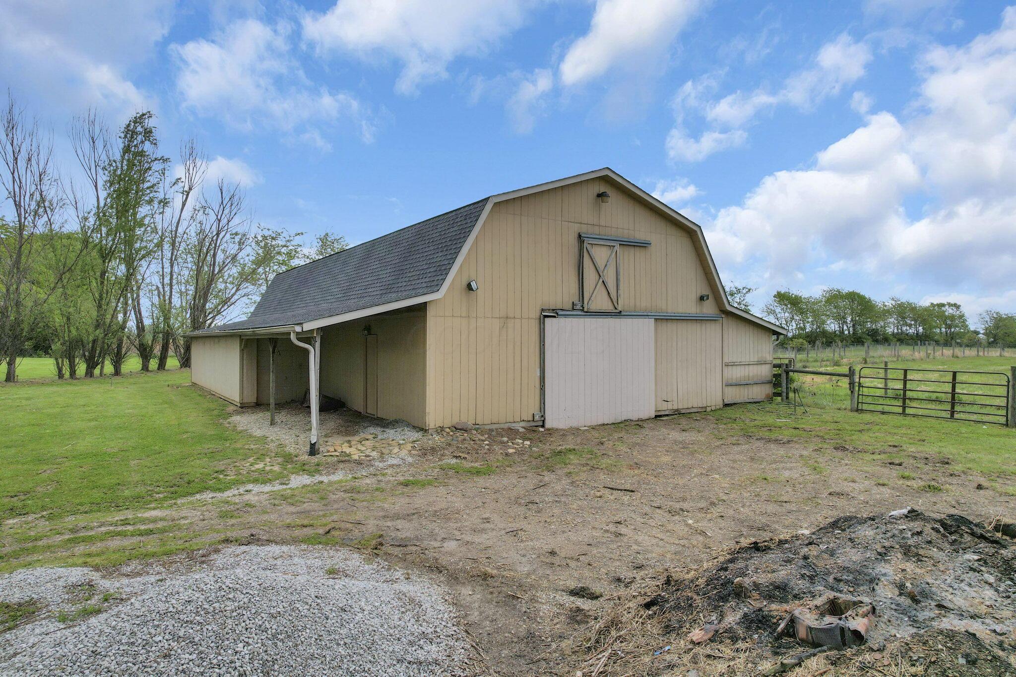 568 Cedar Hill Road Northwest Amanda, OH 43102 - Photo 91 of 102 Barn