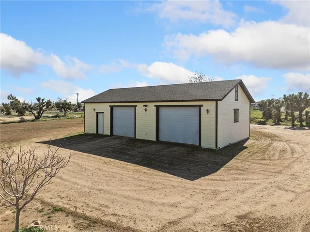 $339,900 | 6728 Juniper Road, Phelan, CA 92371