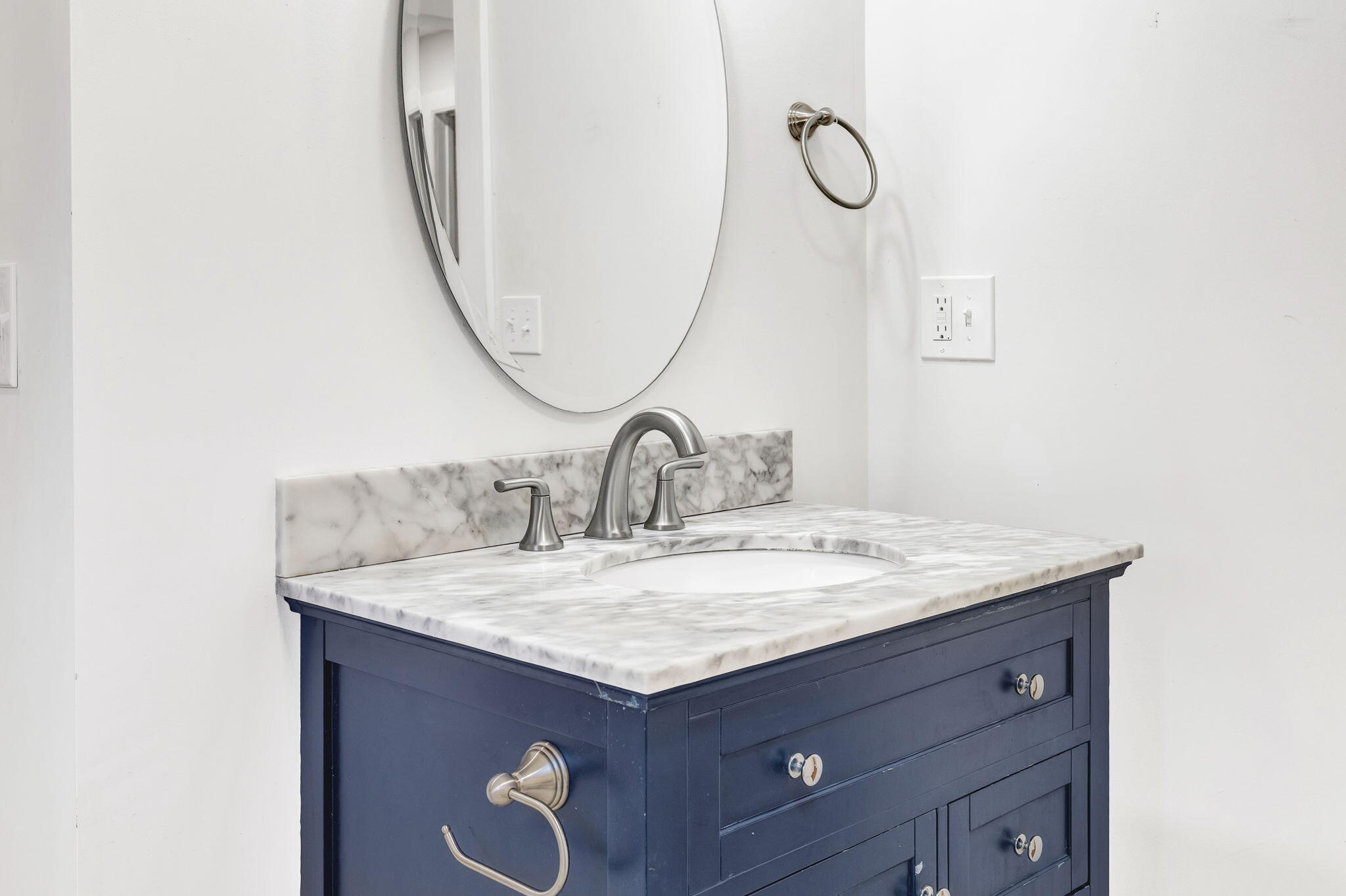 541 Camden Road Hope, ME 04847 - Photo 23 of 63 Single Vanity
