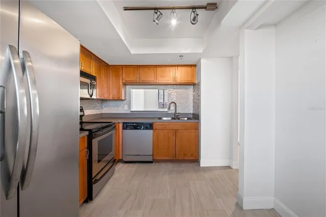 $230,000 | 201 West Laurel Street, Unit 805, Tampa, FL 33602