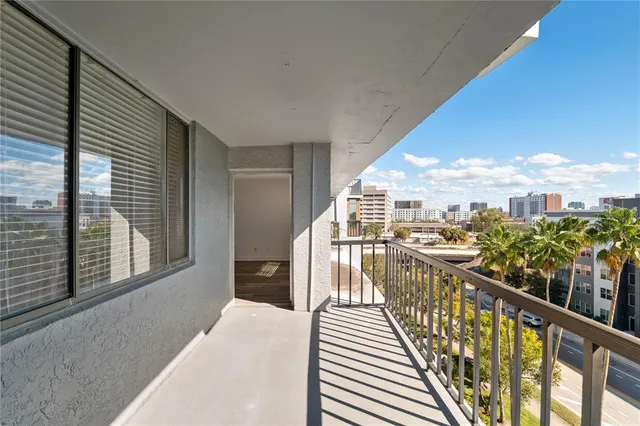 $230,000 | 201 West Laurel Street, Unit 805, Tampa, FL 33602