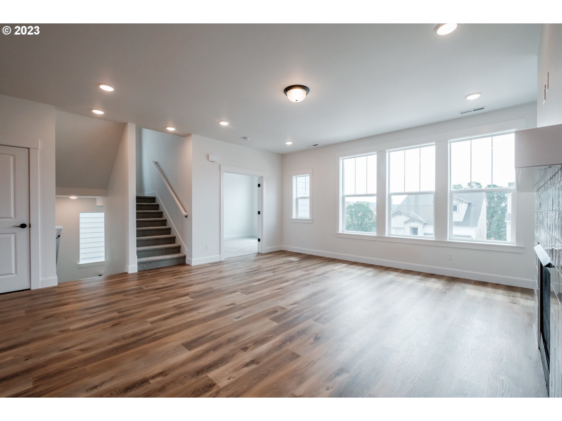12363 Southwest Strobel Road Beaverton, OR 97007 - Photo 14 of 42 Gallery Image 14