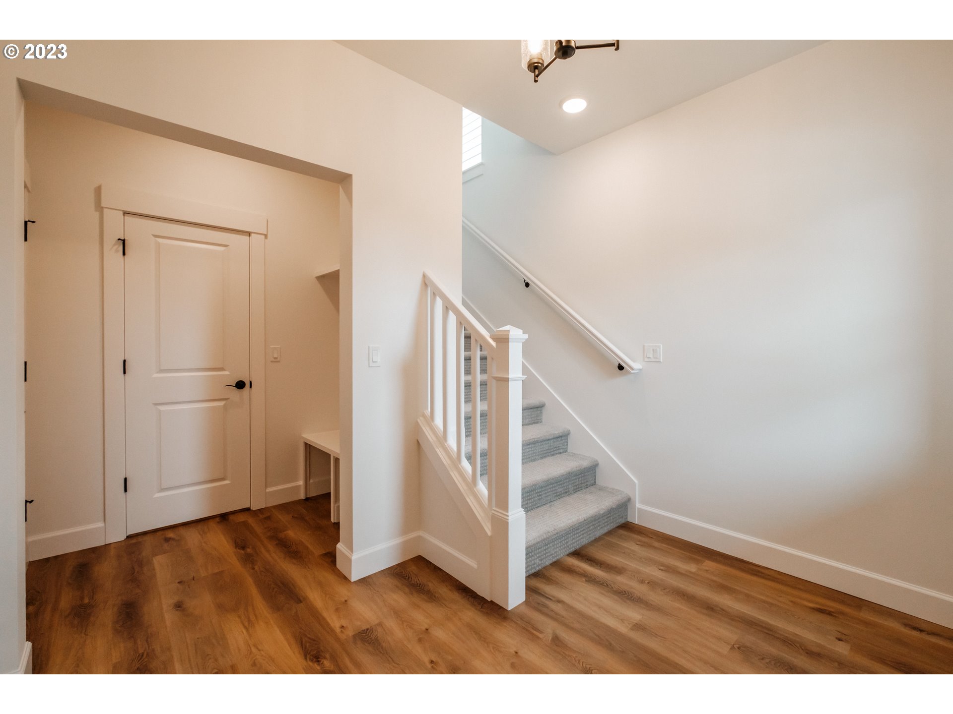 12363 Southwest Strobel Road Beaverton, OR 97007 - Photo 2 of 42 Gallery Image 2