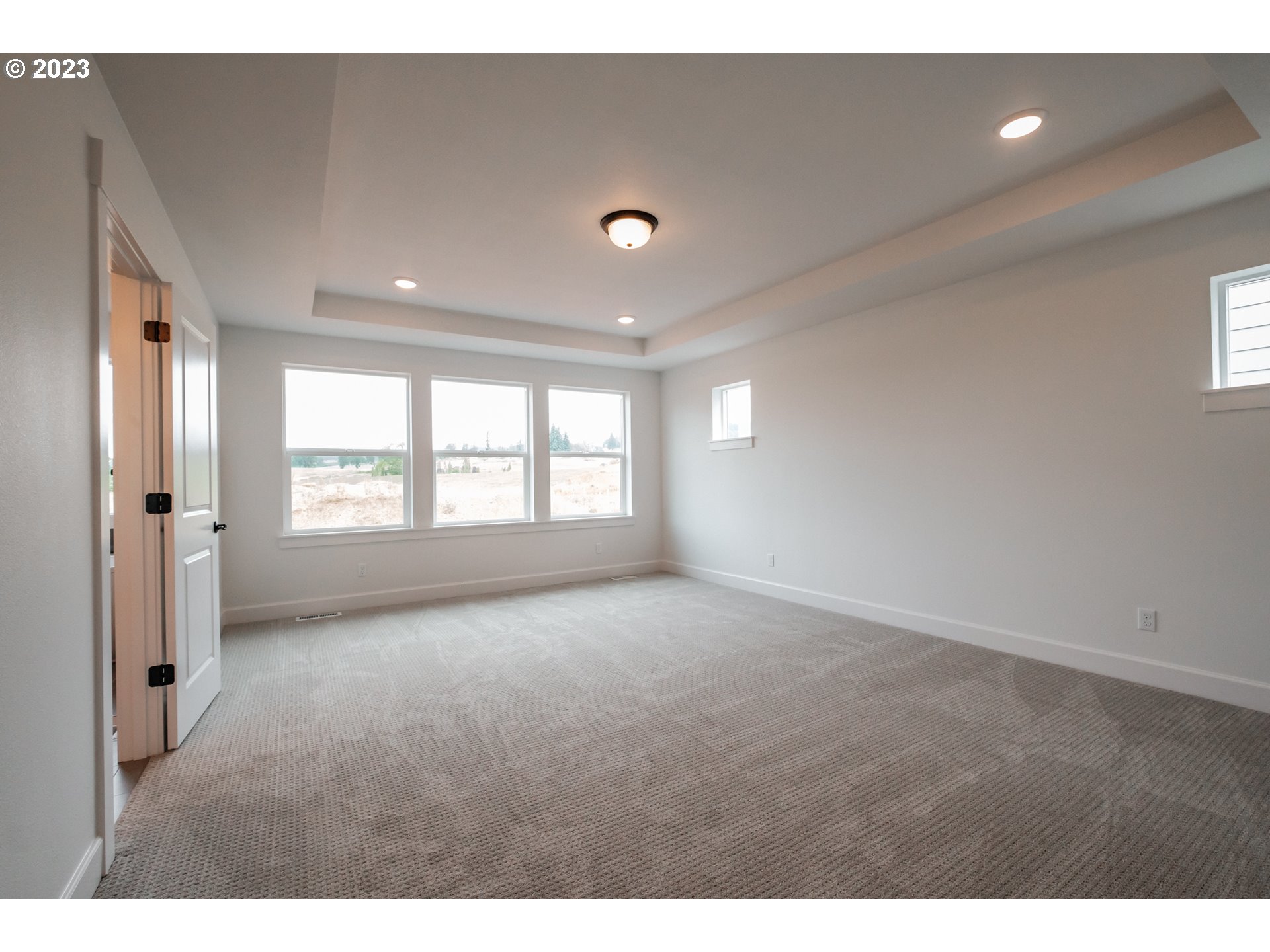12363 Southwest Strobel Road Beaverton, OR 97007 - Photo 26 of 42 Gallery Image 26
