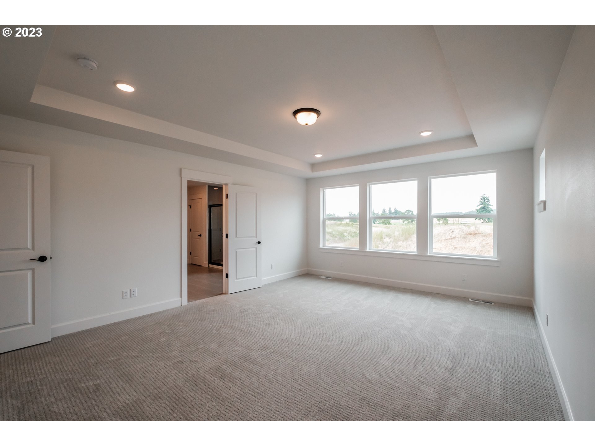 12363 Southwest Strobel Road Beaverton, OR 97007 - Photo 27 of 42 Gallery Image 27