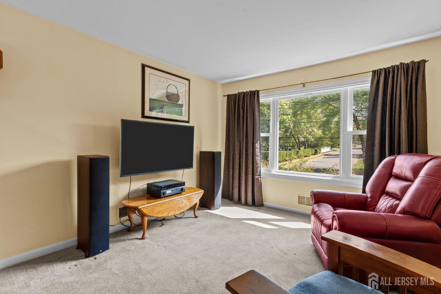 95 Milltown Road Bridgewater, NJ 08807 - Photo 6 of 42 Gallery Image 6