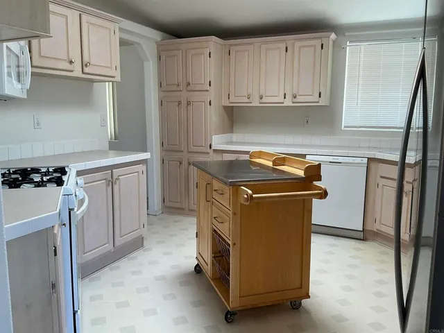 $397,777 | 525 West El Norte Parkway, Unit 127, Escondido, CA 92026