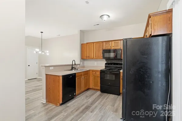 $264,800 | 4944 Kotlik Drive, Charlotte, NC 28269