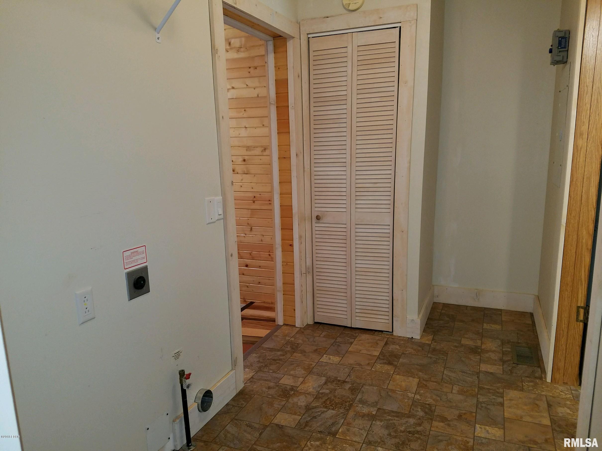 560 Body Barn Road Anna, IL 62906 - Photo 17 of 27 Gallery Image 17
