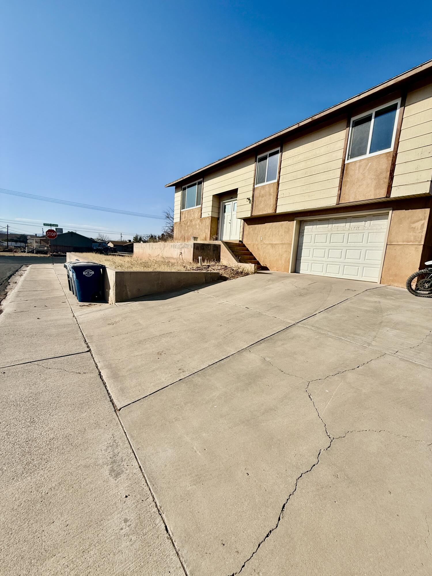 305 Pectol Street Washington, UT 84780 - Photo 1 of 1 IMG_5802