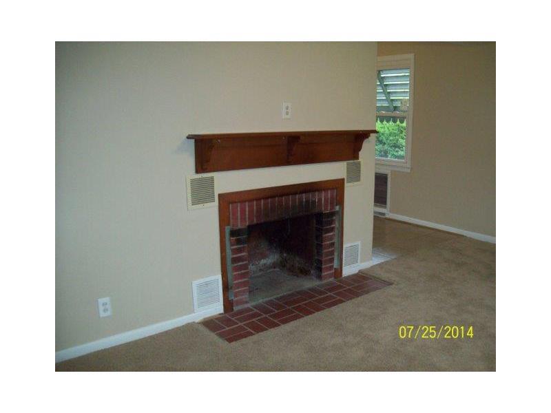 7650 Fall Creek Road Indianapolis, IN 46256 - Photo 4 of 10 Gallery Image 4