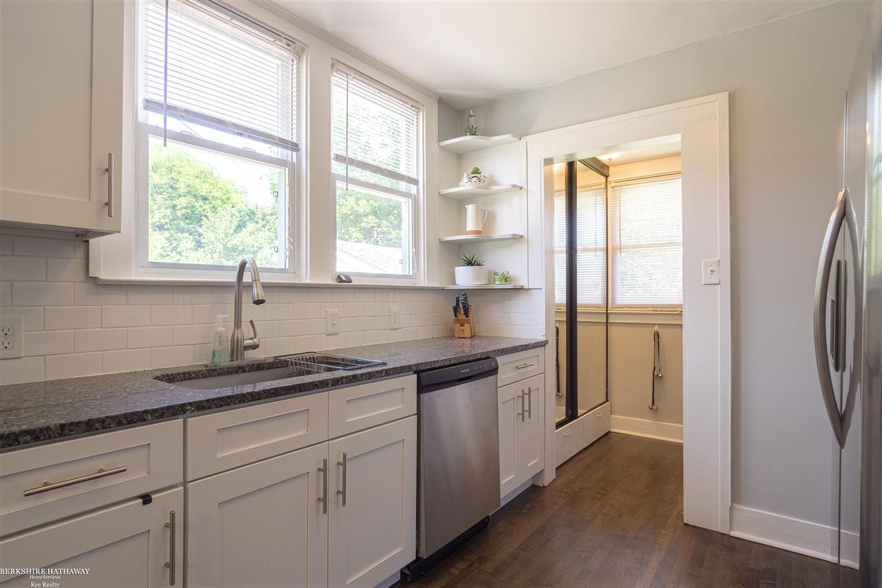 1276 Franklin Road Berkley, MI 48072 - Photo 8 of 39
