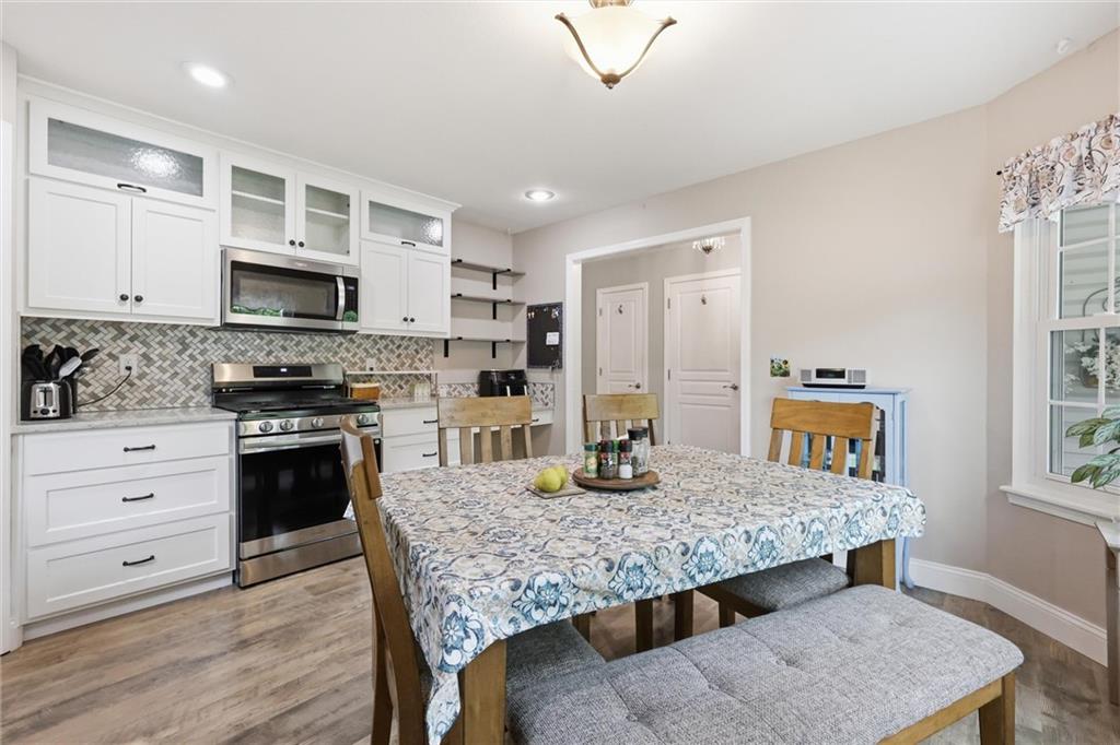 212 Southeast Cromwell Road Blue Springs, MO 64014 - Photo 10 of 47