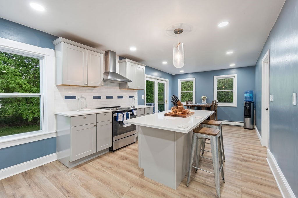 83 Elm Street Salisbury, MA 01952 - Photo 8 of 34