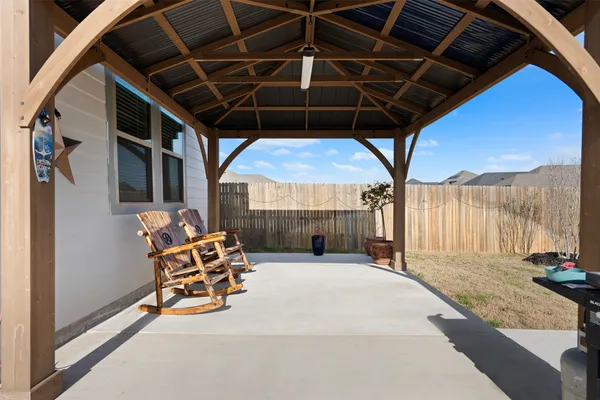 $1,998 | 172 Gullivers Drive, Elgin, TX 78621