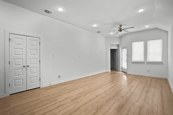 $1,998 | 172 Gullivers Drive, Elgin, TX 78621