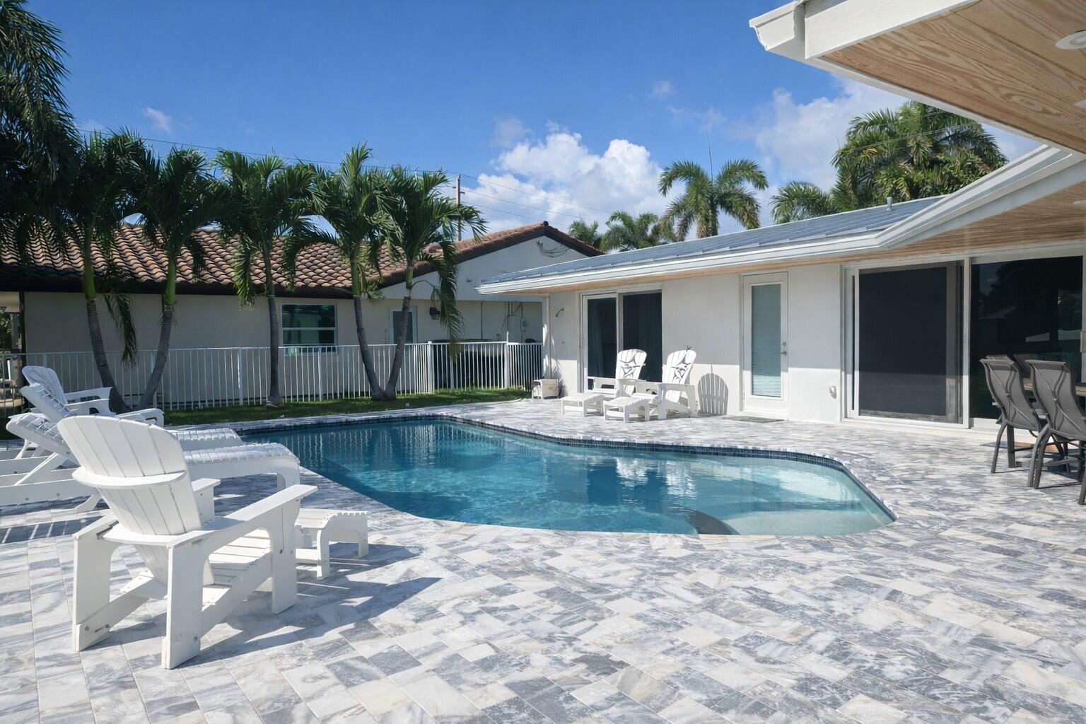 3910 Northeast 26th Avenue Lighthouse Point, FL 33064 - Photo 11 of 32 Pool 4