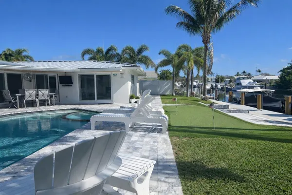 $2,300,000 | 3910 Northeast 26th Avenue, Lighthouse Point, FL 33064