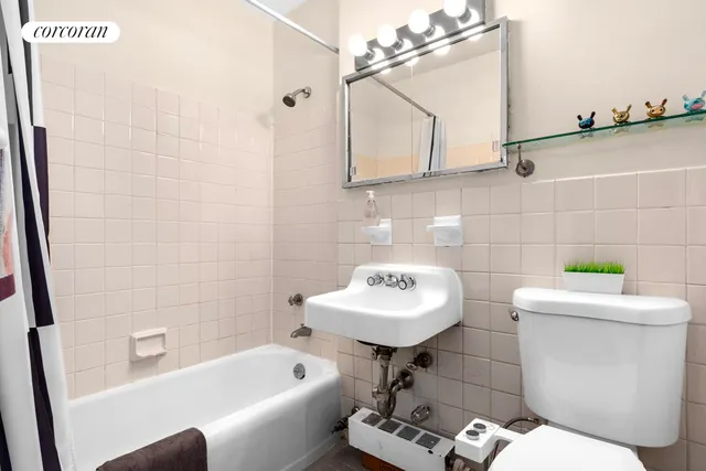 $349,000 | 85 Livingston Street, Unit 16J | Downtown Brooklyn