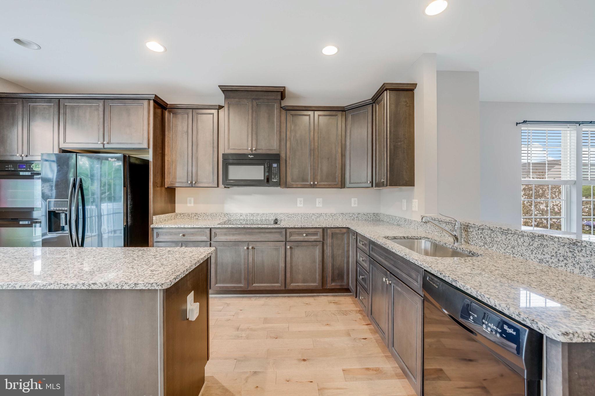 8360 Scotland Loop Manassas, VA 20109 - Photo 7 of 32 Gallery Image 7