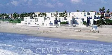 $4,245 | 711 Pacific Coast Highway, Unit 431, Huntington Beach, CA 92648