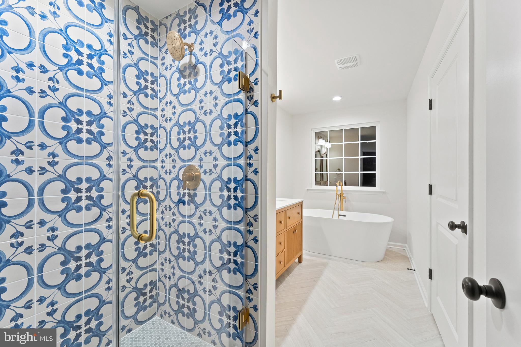 1080 Eastham Road Bumpass, VA 23024 - Photo 16 of 43 a bathroom with a bathtub and a shower curtain