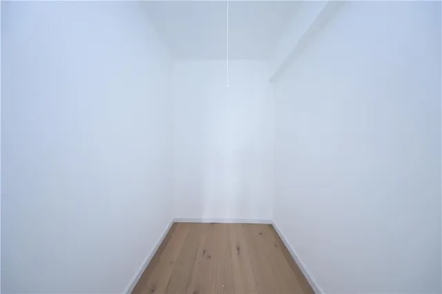 $448,000 | 2121 Shore Parkway, Unit 5C | Gravesend