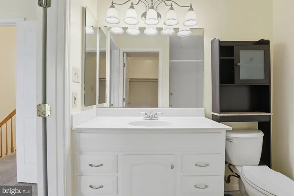 $3,100 | 6203 Abbottsbury Row, Alexandria, VA 22315